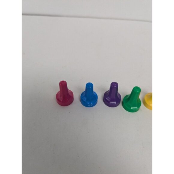 Hasbro 2008 Trivial Pursuit 25th Anniversary Game Replacement Pawns Movers Dice - Picture 3 of 4